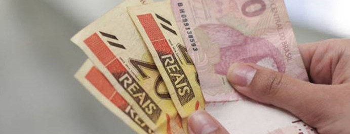 Governo deixa de cobrar R$ 242,6 bi em dívidas tributárias