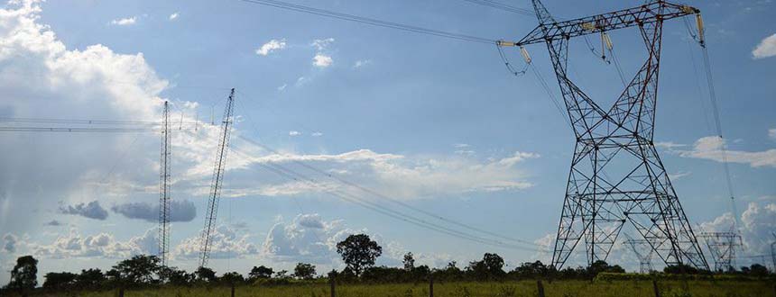Projeto muda regras de desapropriação de área rural para obras do setor elétrico 